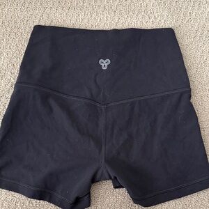 High-Waist Black Aritzia Shorts
